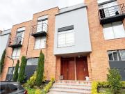 MM244 CASA EN CONJUNTO CERRADO EN LA COLINA