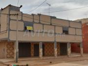 منزل للبيع بحي سالم مساحة كبير مع كراجات كبار