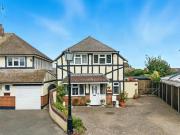 Moat Close, Doddinghurst, 3 Bedroom Detached