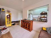 Mobiliado com 3 quartos, uma suíte e vaga de garagem!