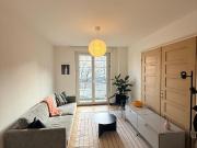 MÖBILIERTES WG ZIMMER IN STILLVOLLER WOHNUNG