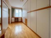 MÖBLIERT & BEZUGSFERTIG Loggia, Schrankraum, separate...