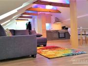 Möbliert/Furnished Große 3 Zimmer Dachwohnung in Dresden...