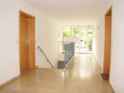 MÖBLIERT und sofort verfügbar: schicke 2 Raum Wohnung