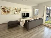 MÖBLIERT und sofort verfügbar: schicke 2 Raum Wohnung