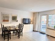 Möblierte 1 Zimmer Wohnung, renoviert mit Balkon Pempelfort