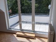 Möblierte 2 Zi. Dachgeschosswohnung mit Terrasse