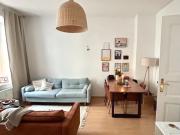 Möblierte 2 Zimmer Althauwohnung am Helmholzplatz...