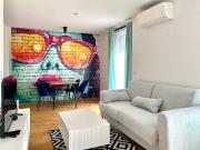 1. Monat mietfrei: Möblierte 2 Zimmer DG Wohnung im 6....
