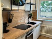 Möblierte 2 Zimmer Wohnung mit Balkon, Einbauküche & TG...