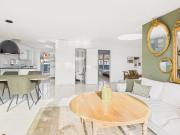 Möblierte 3.5 Zimmer Attika Wohnung mit grosser Terrasse...