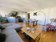 Möblierte 4.5 Zimmer Wohnung mit Bergsicht und Balkon,...