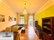 MÖBLIERTE ALTBAUWOHNUNG MIT BALKON IN RUHIGER LAGE...