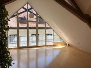 Möblierte Dachgeschosswohnung zur Kurzzeitmiete mitten...