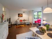 Möblierte Erdgeschosswohnung mit schöner Terrasse