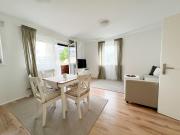 MÖBLIERTE GARÇONNIÈRE MIT BALKON / ANFRAGEN NUR PER MAIL MÖBLIERTE GARÇONNIÈRE MIT BALKON / ANFRAGEN NUR PER MAIL