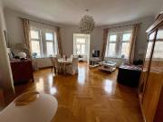 Möblierte großzügige 2 Zimmer Altbauwohnung Nähe...