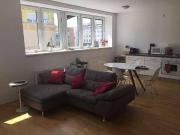 Möblierte Pärchen oder Single Wohnung direkt bei U Bahn...