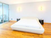 Möblierte Wohnung mit Balkon und Blick ins Grüne Nähe...