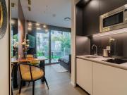 Möbliertes Singel Apartment mit Gartent im Dreieck...