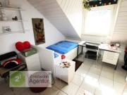 Möbliertes Zimmer auf der Empore für Wochenendheimfahrer...