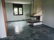 MOCCIA VILLA A SCHIERA IN PARCO SU 4 LIVELLI SP