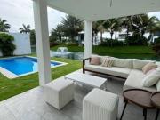Mocoli Urbanización Pacifica hermosa casa al lago