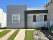 Modelo Prada Casa Nueva en el Marques Sección Portago