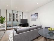 Modern 1 Bed 1 Bath 1 Parking studio with Gym and...