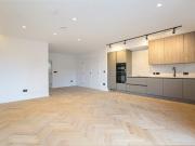 ✨Modern 1 Bed Flat with Private Entrance & Patio