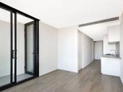Modern 1 Bedroom Apartment in Australia 108, Southbank