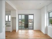 Modern 1 Bedroom Apartment in Prime St Peters Location...