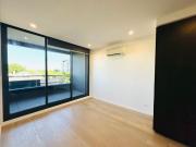 Modern 1 Bedroom Apartment in the Heart of Malvern East