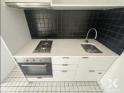 Modern 1 Bedroom Apartment in the Heart of Melbourne CBD