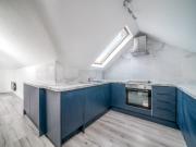 Modern 1 Bedroom Apartment | Upton Park E13 | Balc