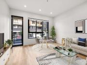 Modern 1 Bedroom Apartment with own private access