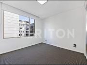MODERN 1 BEDROOM APARTMENT WITH PARKING AND FACILITIES...