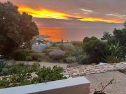 modern 1 bedroom apartment with stun.