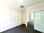 Modern 1 Bedroom Granny House in a Convenient Location