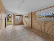 Modern 1 Bedroom Retreat in Central Maroochydore