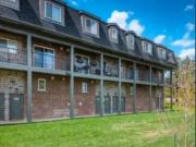 MODERN 1 BEDROOM STACKED TOWN ON SECOND FLOOR AVAIL JUNE 1