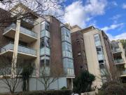 Modern 1 Spacious Bedroom Apartment In Prime Location...