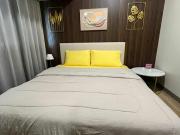 Modern 1BR Smart Condo in Park McKinley West, Taguig –...