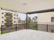 Modern 2.5 room apartment with balcony in Altstätten