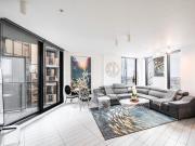 Modern 2 Bed, 1 Bath Apartment with Car Space in...