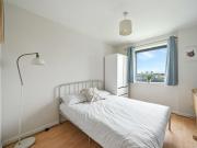 Modern 2 Bed 2 Bath Flat W Balcony Stratford