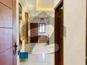 Modern 2 Bed Apartment for Rent in B 17 Multi Gardens /...