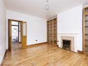 Modern 2 bed Apartment N2