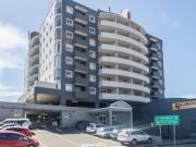 modern 2 bed apartment ! sea views !.