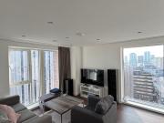 Modern 2 Bed Flat, City centre